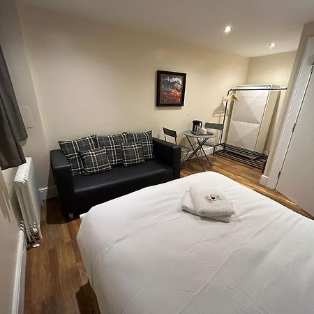 Modern Double Room With Sofa Edynburg Zewnętrze zdjęcie
