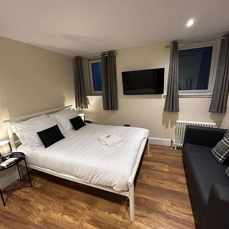 Modern Double Room With Sofa Edynburg Zewnętrze zdjęcie