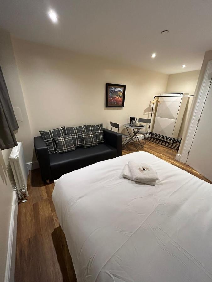Modern Double Room With Sofa Edynburg Zewnętrze zdjęcie